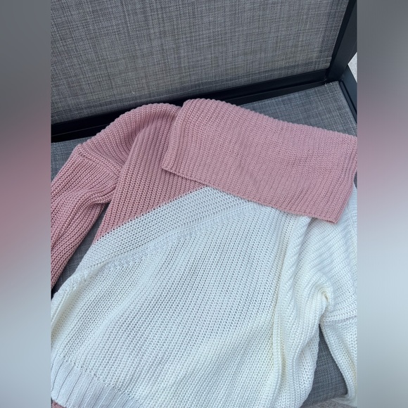 Pink and white sweater - Picture 3 of 5